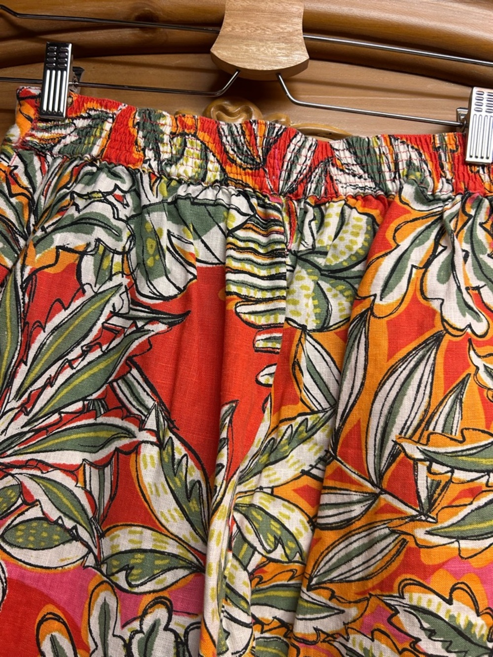 C&C California Orange Tropical Leaf Wide-Leg 100% Linen Pants - Picture 4 of 5